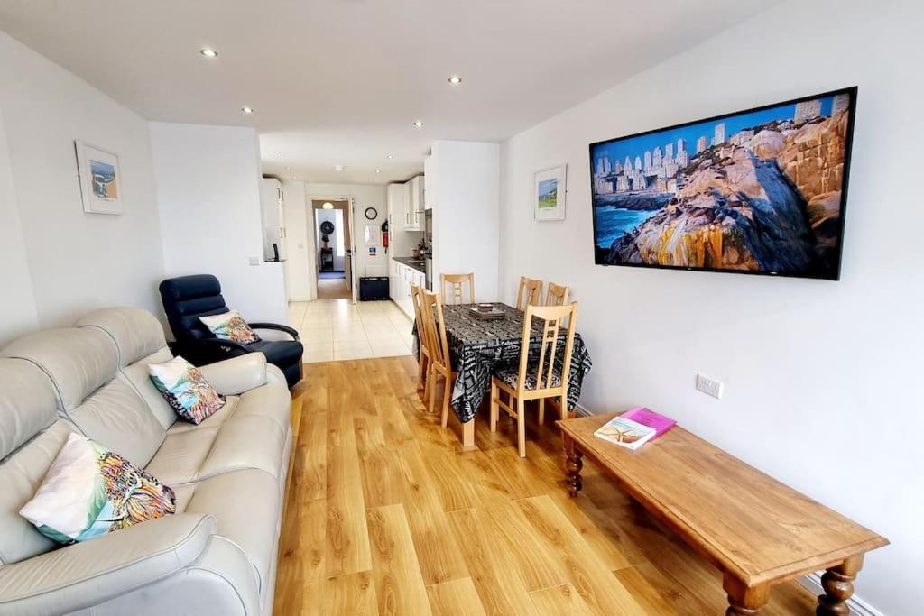 Villa Causeway97 Townhouse Portrush Esterno foto